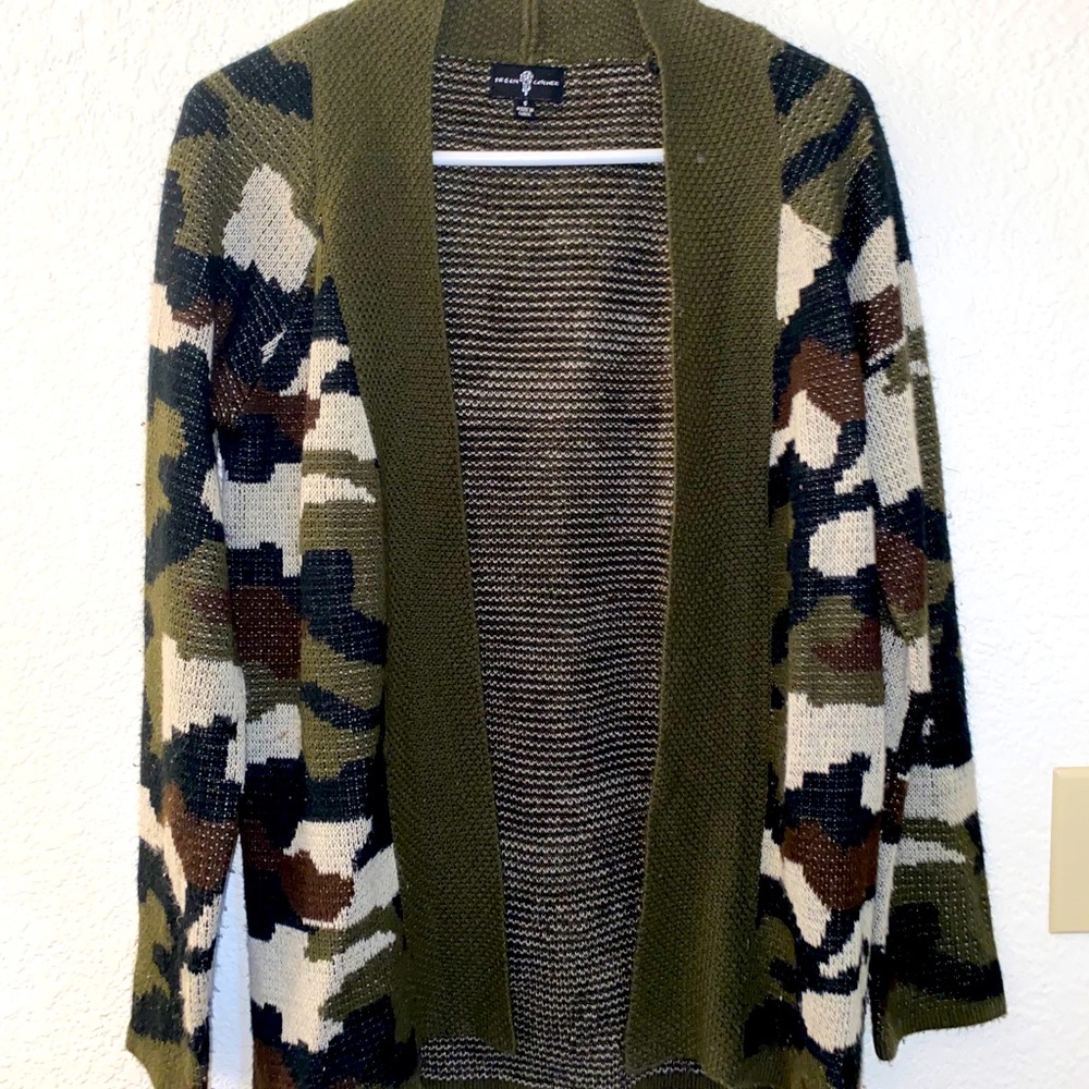 Camo sweater cardigan